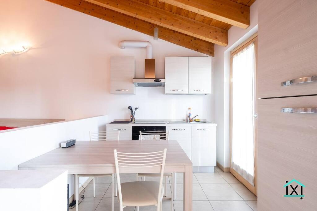 Travedona Loft By Lake Ixihome エクステリア 写真